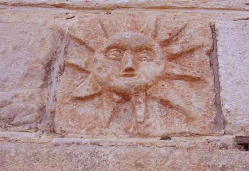 20060810003125-sol-caltojar-plaza-ayto.jpg